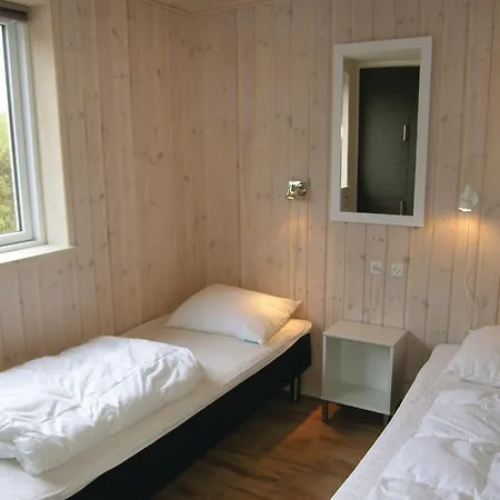 Cozy Home In Tranekaer With Sauna بيت للعطل