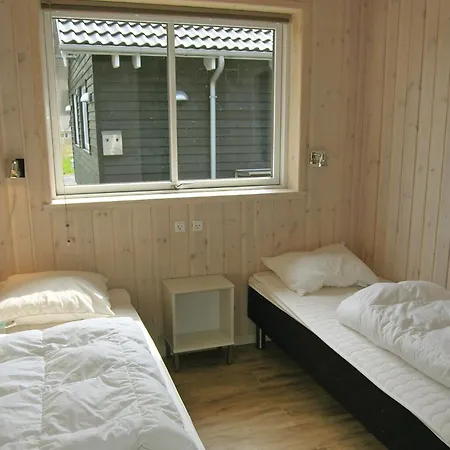 Seven-bedroom Tranekaer With A Hot Tub 03 Hébergement de vacances Tranekær