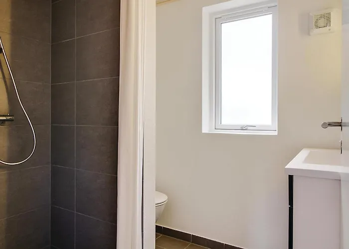 Holiday home Seven-bedroom With A Hot Tub 03 *